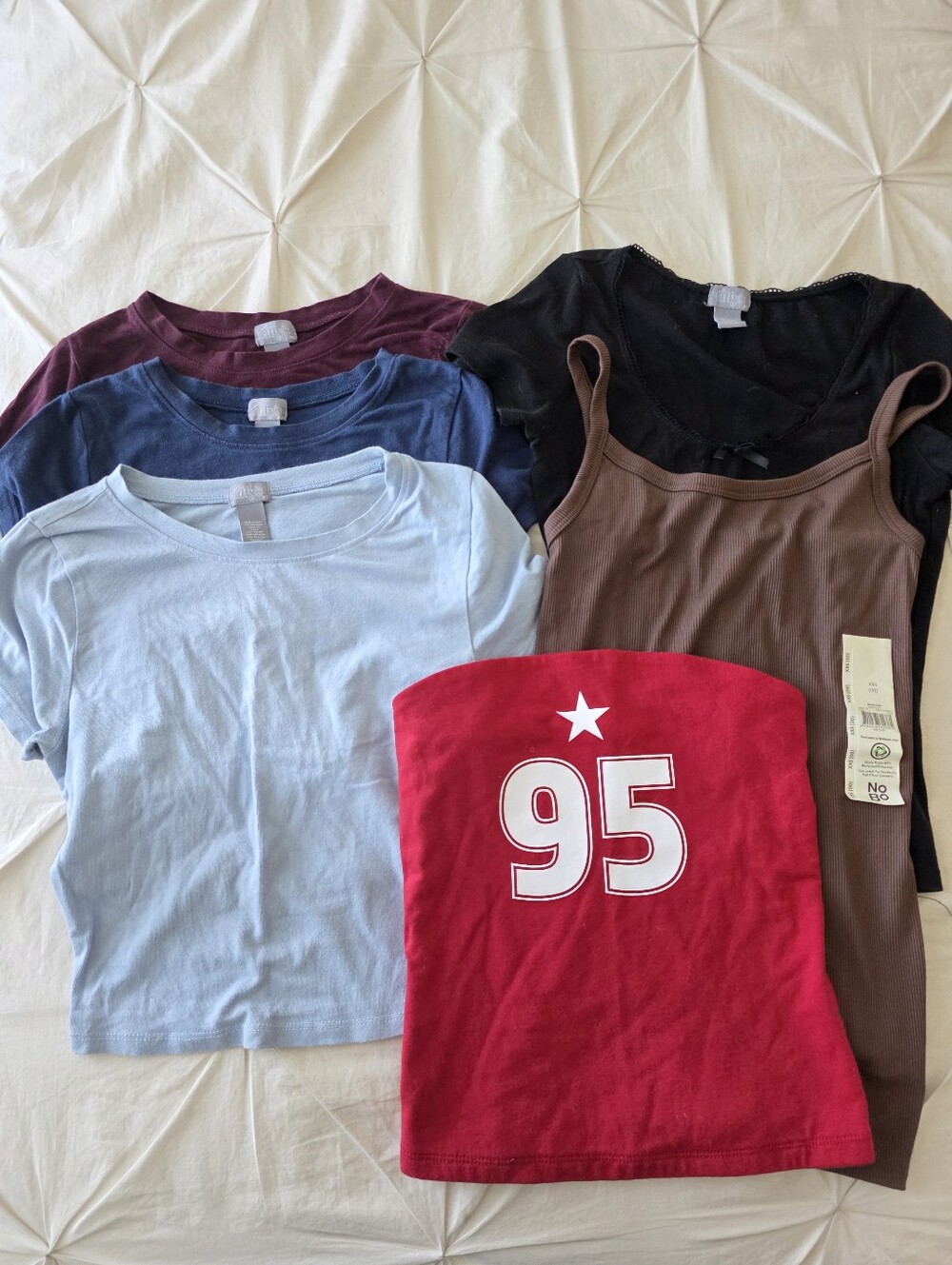 6 Pc Women’s XS Tops Bundle – Tilly’s, Wild Fable & NWT No Boundaries